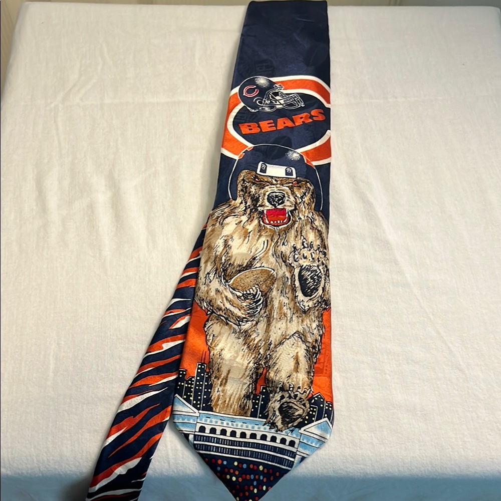 Vintage 1990’s NFL Blue and Orange Chicago Bears Tie